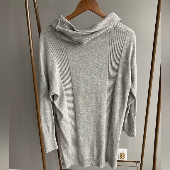 Juli cowel neck sweater size XXL - Picture 2 of 4